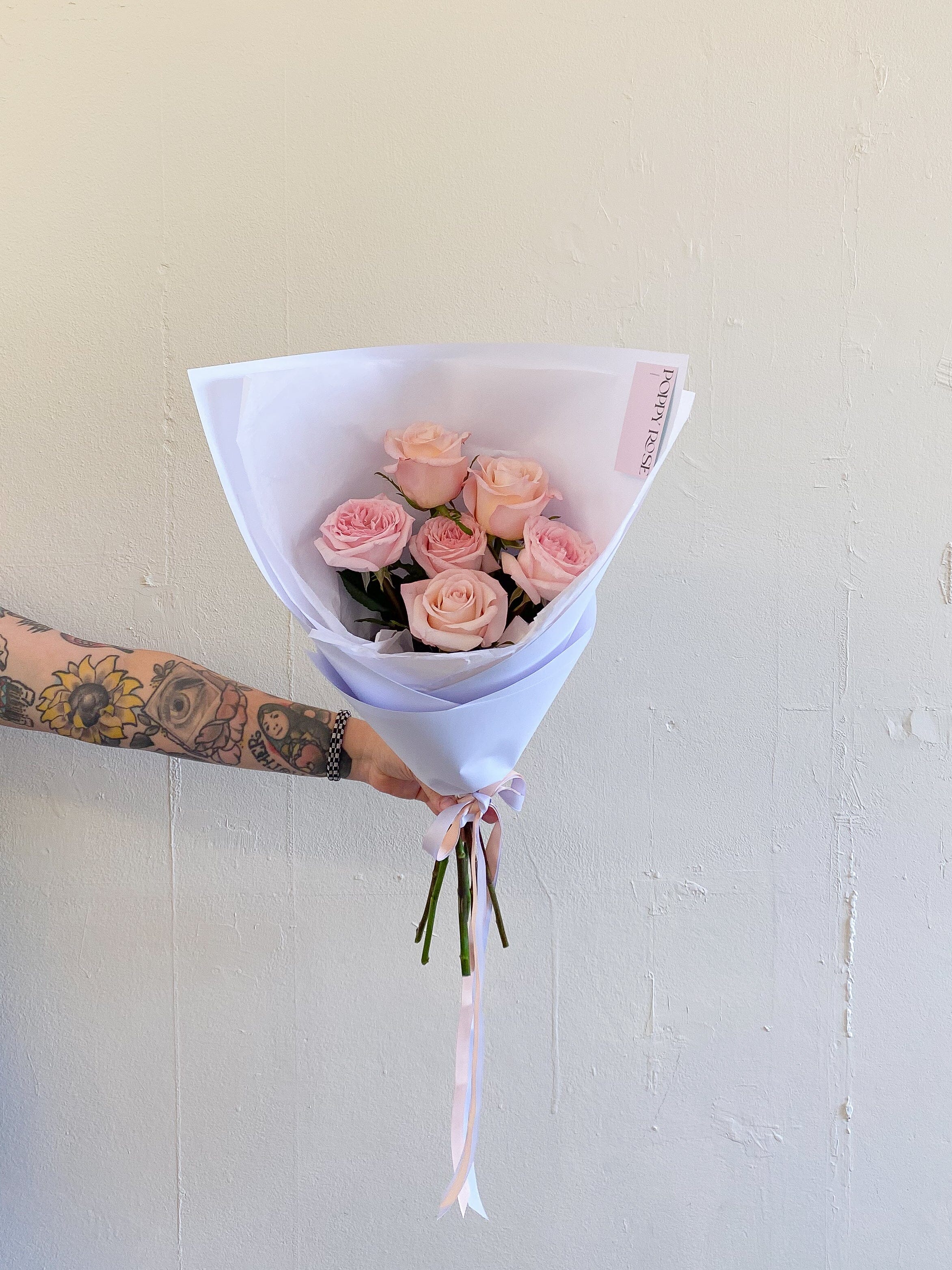 6 Stems of Mixed Roses - Poppy Rose - Poppy Rose Flowers Brisbane